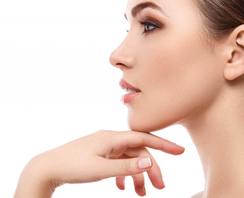 chin cosmetics definition